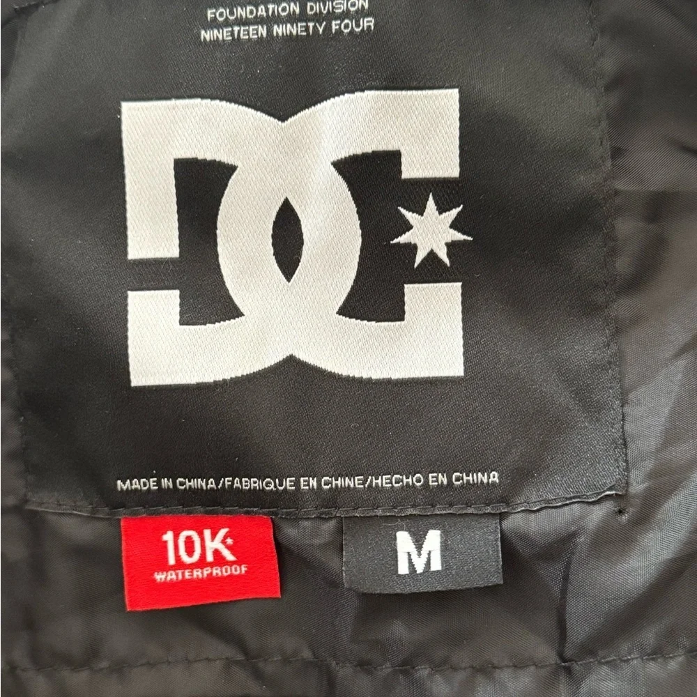 DC Spectrum Snowboarding Jacket Men’s Size Medium - Picture 9 of 10